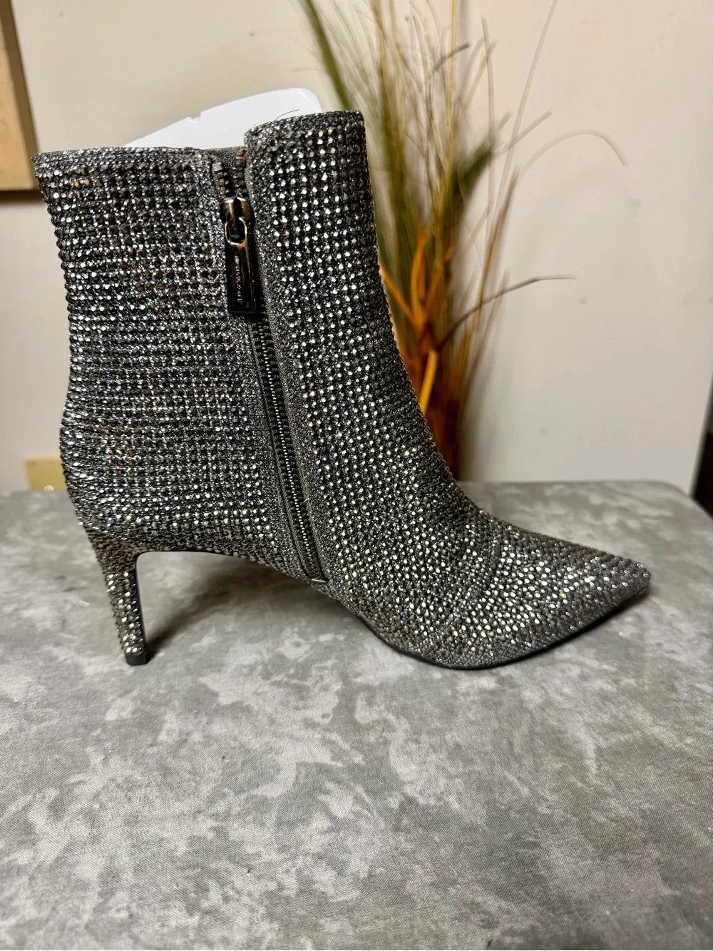 Brand New Michael Michael Kors Alina Flex Bootie 9M